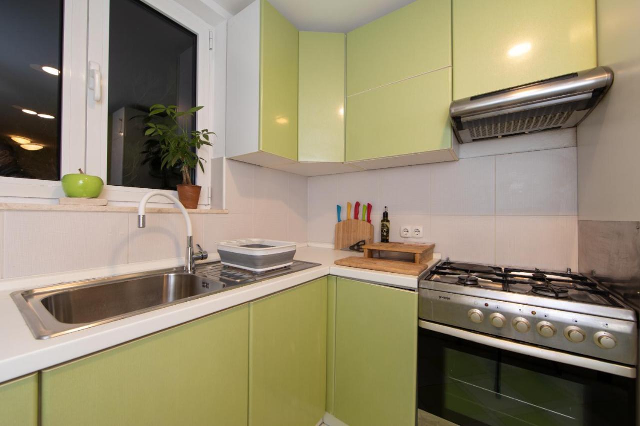 Lux Apartment Tucepi Luaran gambar