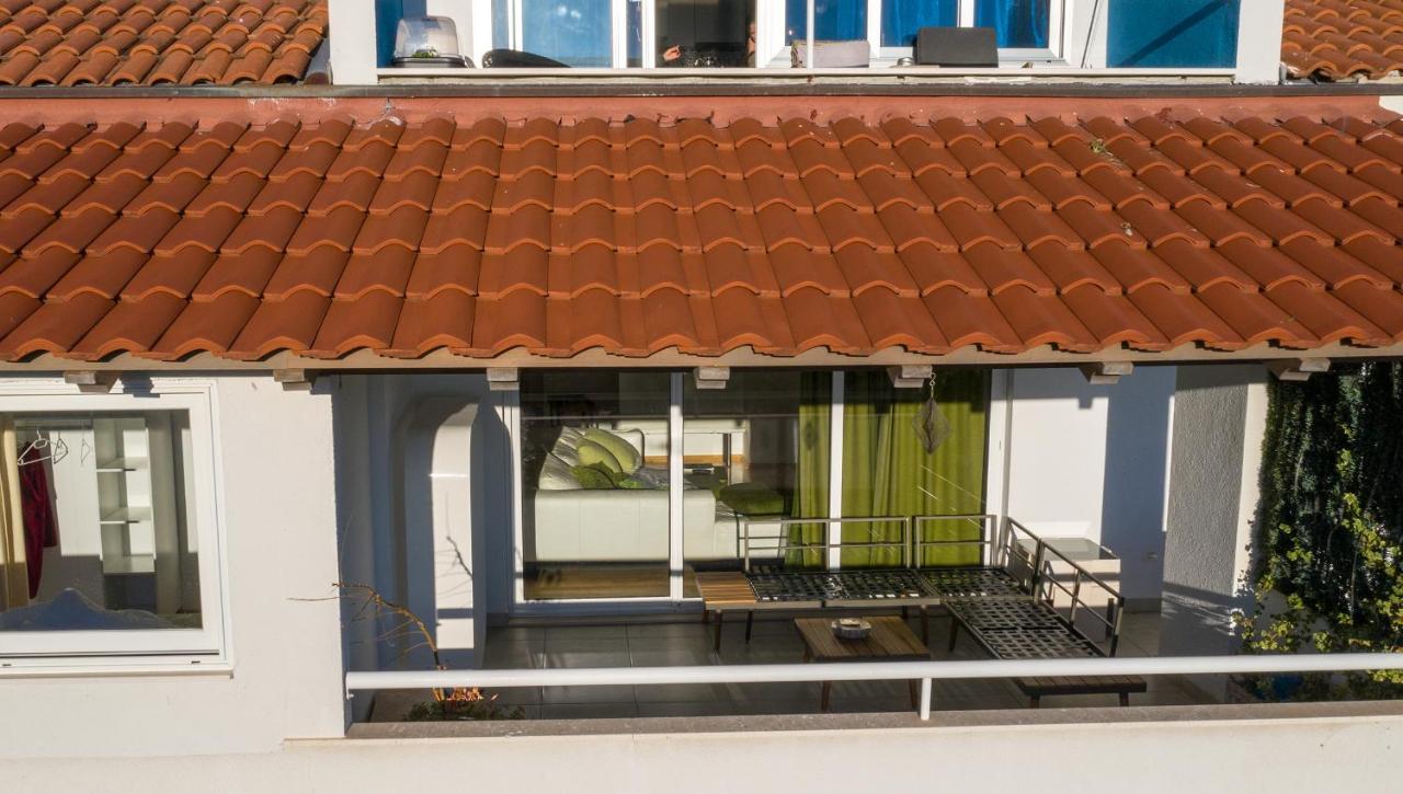 Lux Apartment Tucepi Luaran gambar