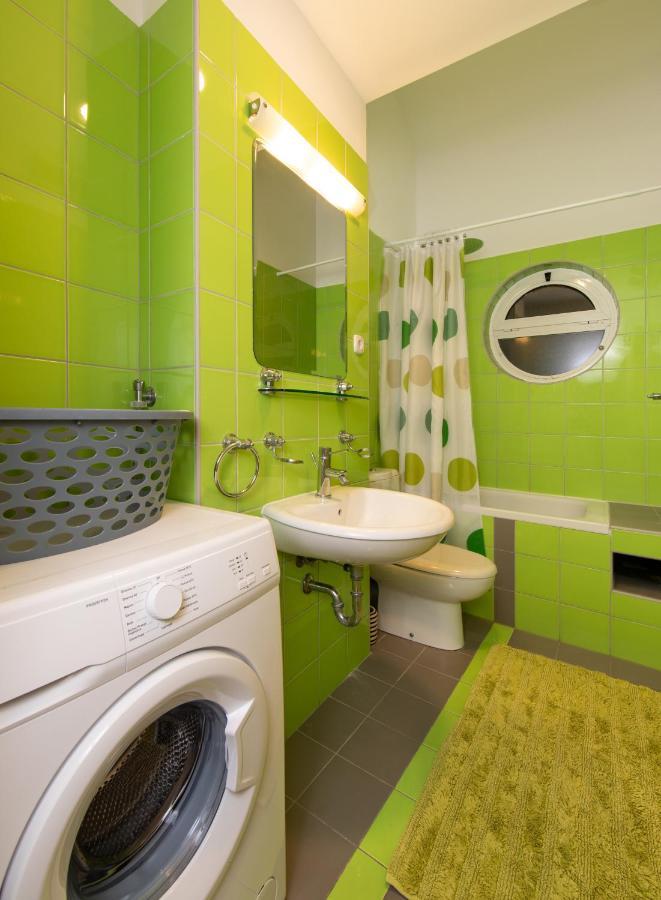 Lux Apartment Tucepi Luaran gambar