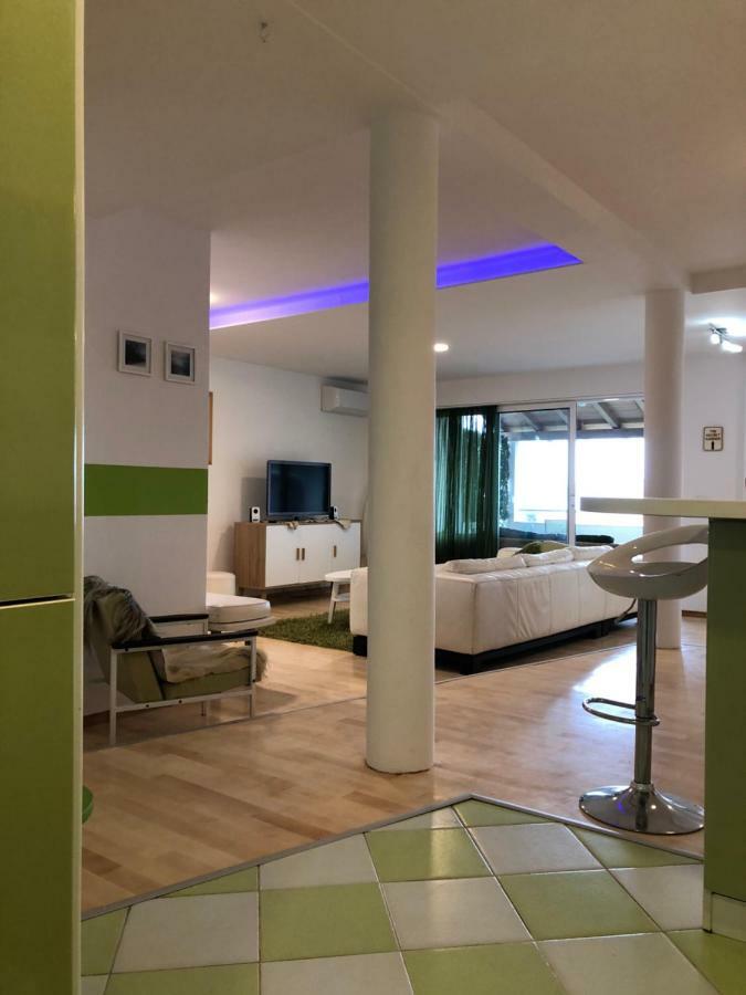 Lux Apartment Tucepi Luaran gambar